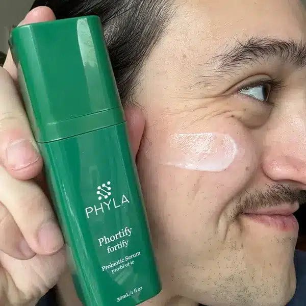 Some of the best best moisturizers on the market that keeps the skin moisturized with pomegranate seed oil, apple cider vinegar, and olive oil